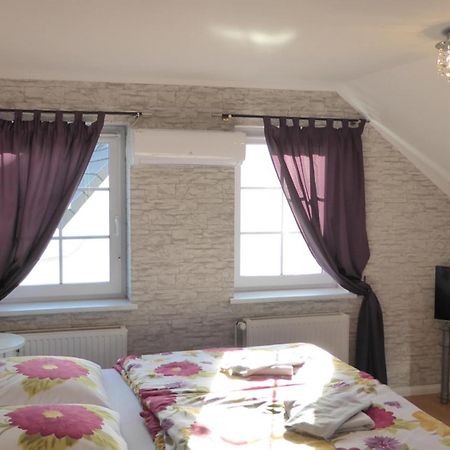 Blumen Apartment Хамбург Екстериор снимка