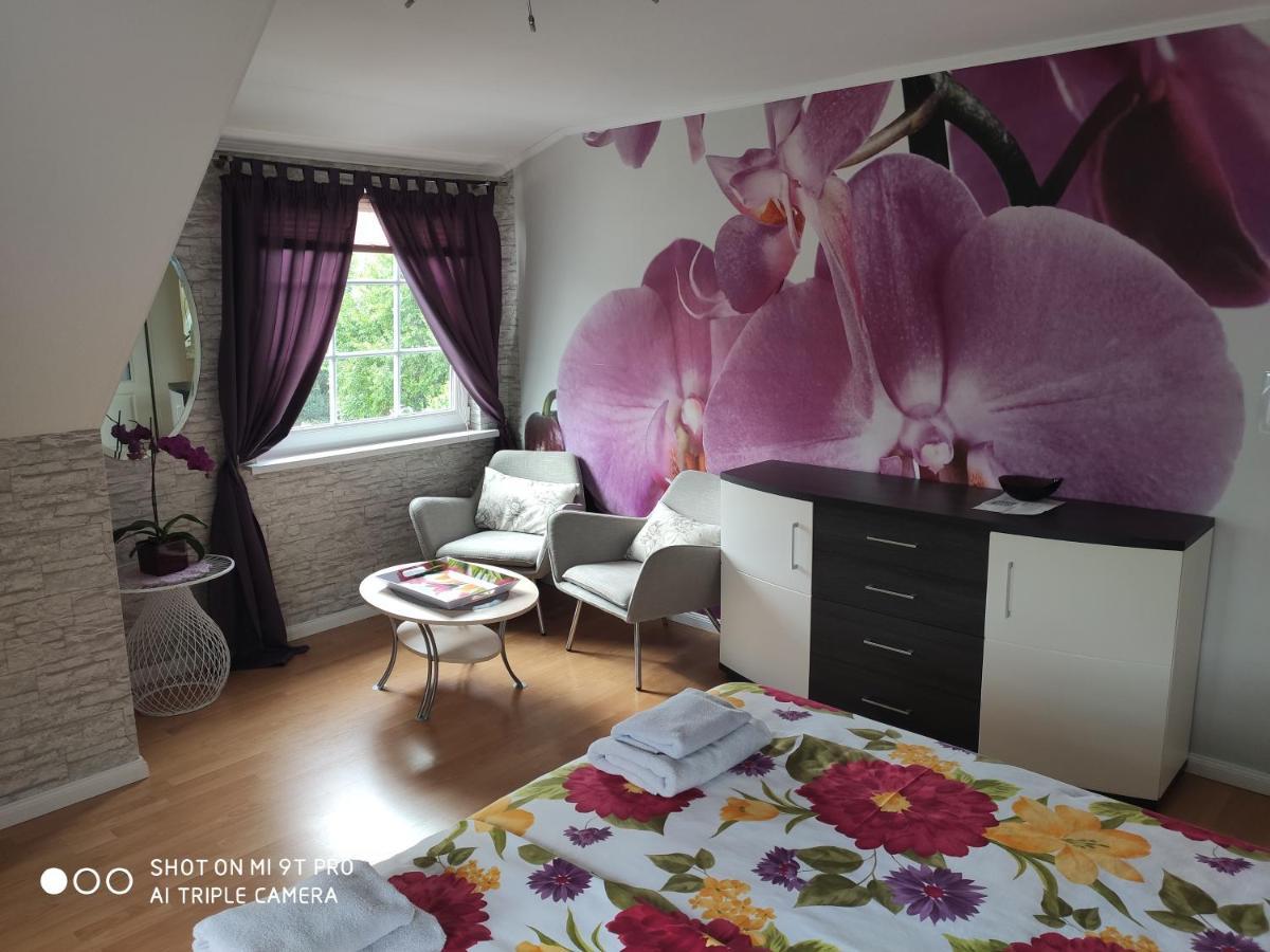 Blumen Apartment Хамбург Екстериор снимка