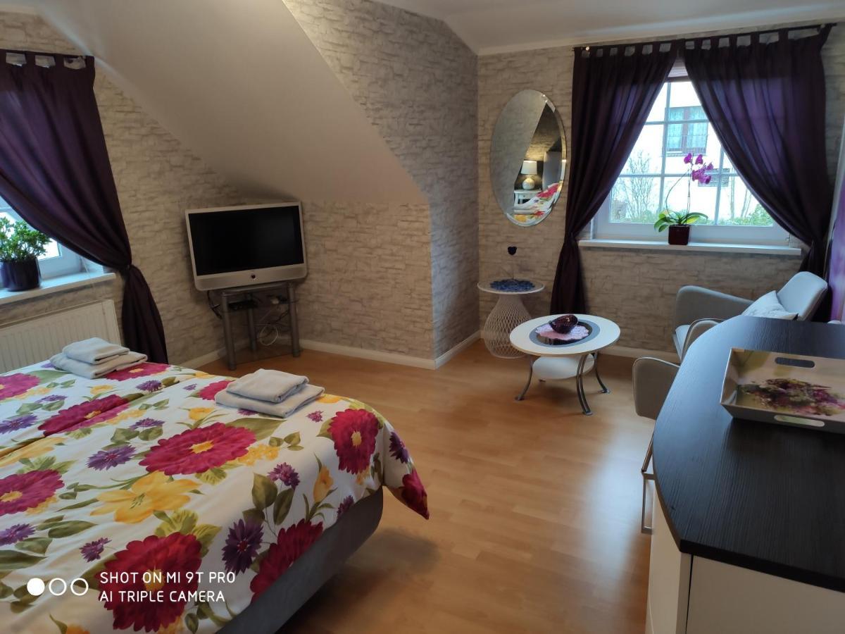 Blumen Apartment Хамбург Екстериор снимка