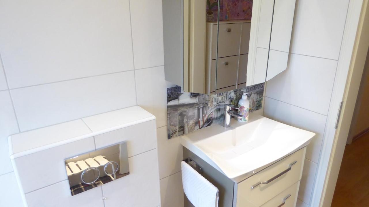 Blumen Apartment Хамбург Екстериор снимка